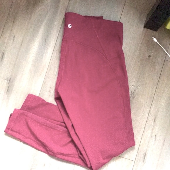 🍷Wine red lululemon leggings - Picture 2 of 11
